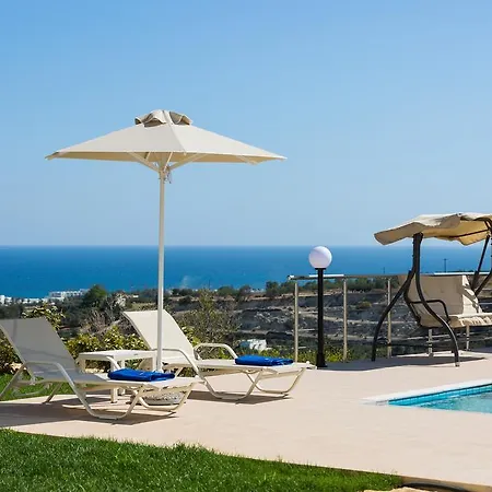 Diamantis Villa, Serene Oasis With Seaviews, By Thinkvilla Adelianos Kampos Buitenkant foto