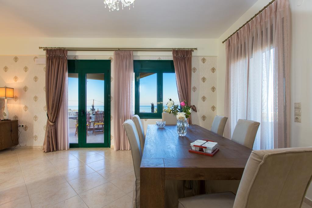別墅 Diamantis Villa, Serene Oasis With Seaviews, By Thinkvilla Adelianos Kampos